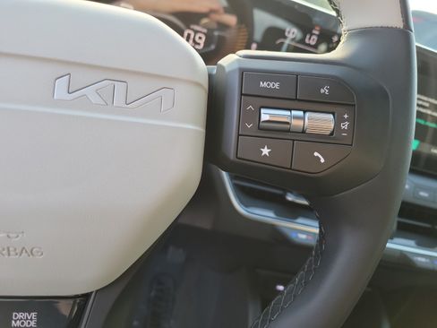 New 2026 Kia K4 GT-Line FWD image 28