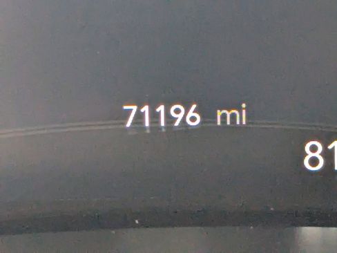 Used 2024 Chrysler Pacifica Touring-L image 34