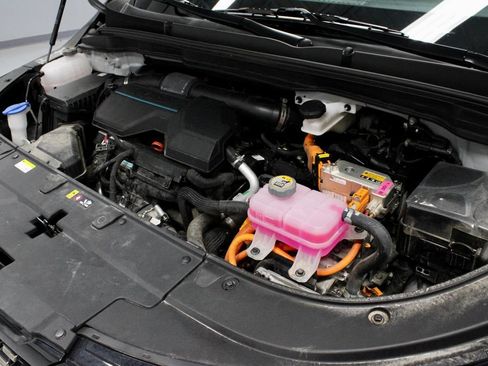 Used 2025 Kia Carnival SX FWD image 19