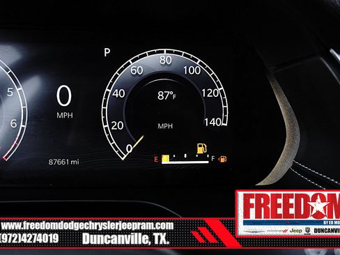 Used 2023 Jeep Grand Cherokee L Limited w/ Black Appearance Package AWD/4WD image 31