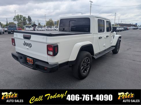 Used 2020 Jeep Gladiator Overland image 4
