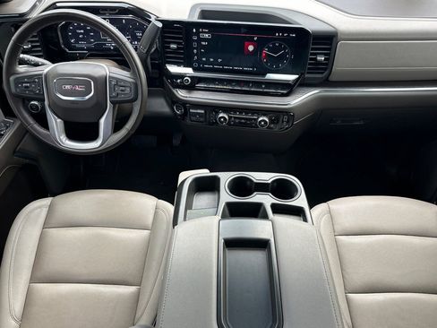 Used 2025 GMC Sierra 1500 SLT image 14