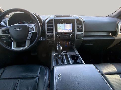 Used 2018 Ford F150 Lariat w/ Equipment Group 502A Luxury AWD/4WD image 15