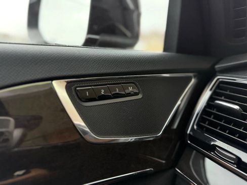 Used 2018 Volvo XC90 T6 Momentum w/ Convenience Package image 29
