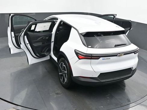 New 2026 Chevrolet Equinox EV LT image 51