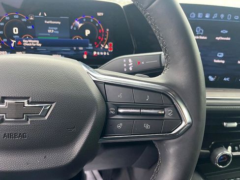 Used 2025 Chevrolet Tahoe Z71 w/ Comfort Package image 19