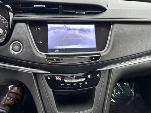 Used 2023 Cadillac XT5 Sportv image 26
