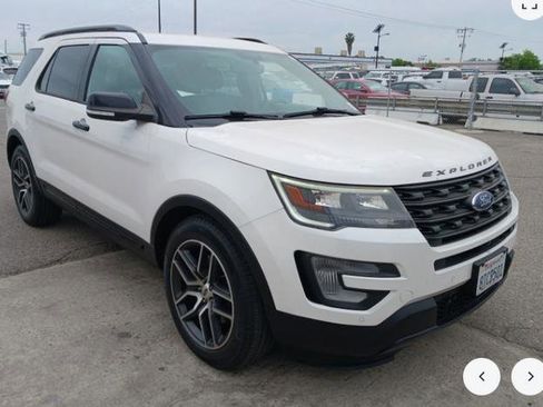 Used 2017 Ford Explorer Sport w/ Equipment Group 401A image 1