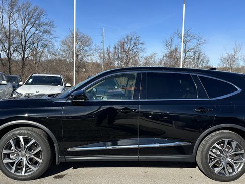 Used 2023 Acura MDX SH-AWD w/ Technology Package image 7