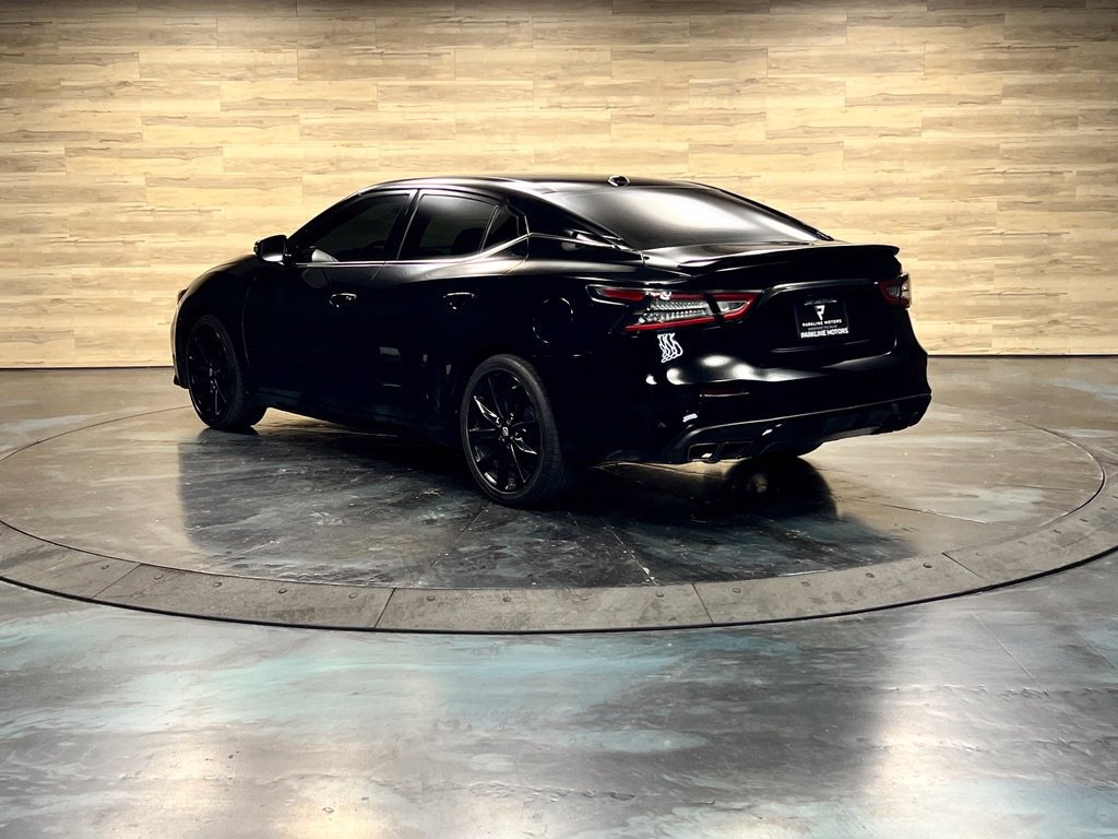 Used 2023 Nissan Maxima SR w/ Sport Mat Group FWD image 13