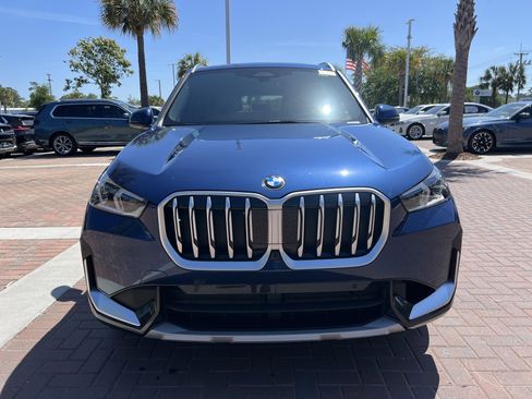 Used 2025 BMW X1 xDrive28i image 3