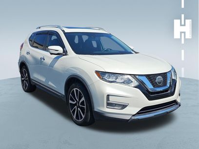Used 2020 Nissan Rogue SL w/ Premium Package