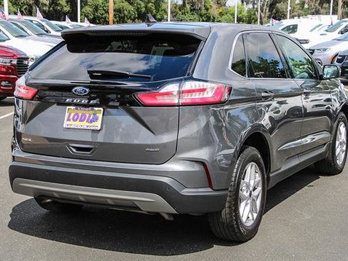 Used 2023 Ford Edge SEL image 4