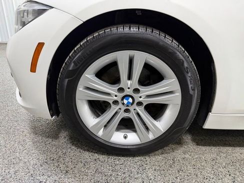 Used 2016 BMW 328i xDrive Sedan AWD/4WD image 27