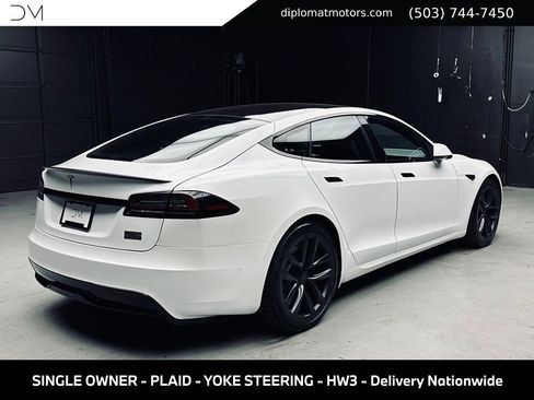Used 2022 Tesla Model S Plaid AWD/4WD image 6
