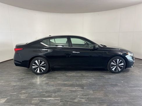 Used 2021 Nissan Altima 2.5 SL image 4
