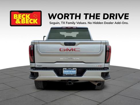 Certified 2025 GMC Sierra 2500 AT4 w/ Technology Package image 5