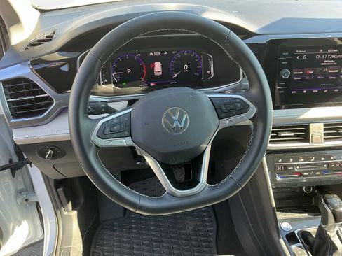 Certified 2025 Volkswagen Taos SEL w/ Black Wheel Plus Package image 13