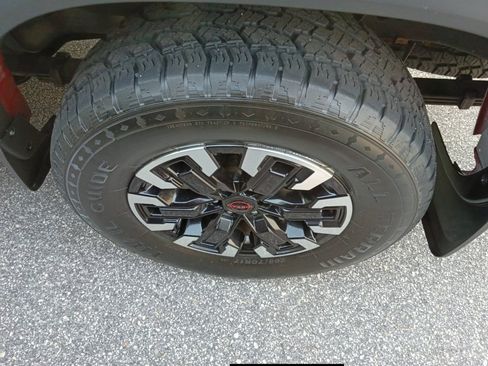 Used 2022 Nissan Frontier PRO-4X AWD/4WD image 26