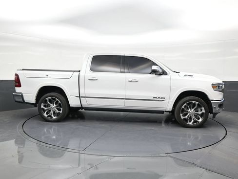 Used 2024 RAM 1500 Limited AWD/4WD image 6