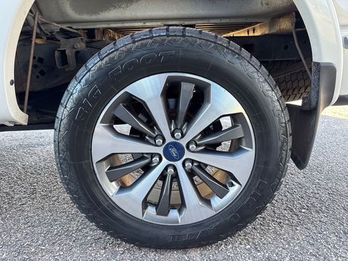 Used 2011 Ford F150 Platinum image 46