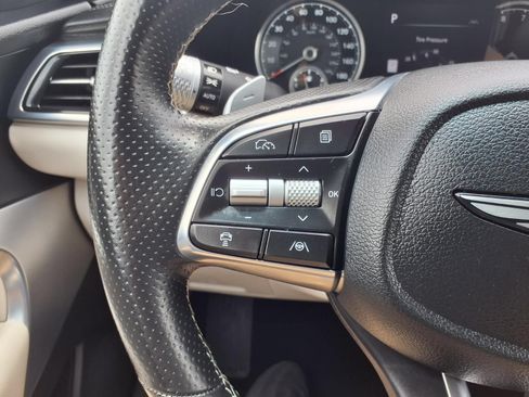 Used 2024 Genesis G70 2.5T AWD/4WD image 15