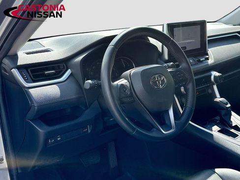 Used 2023 Toyota RAV4 XLE Premium FWD image 26