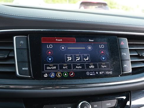 Used 2022 Buick Enclave Essence w/ Sound and Sites Package FWD image 16
