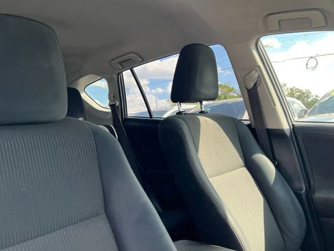 Used 2015 Toyota RAV4 LE FWD image 17
