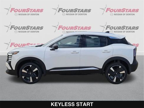 New 2026 Nissan Kicks SR image 8