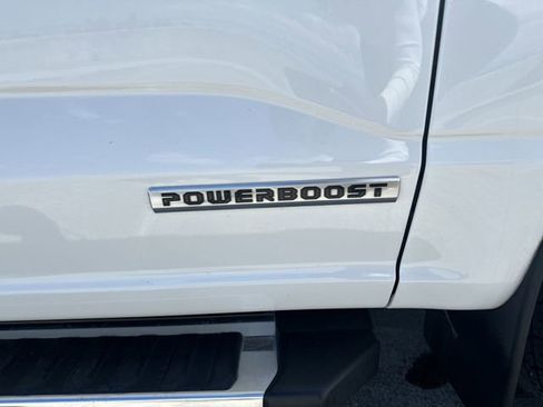 Used 2023 Ford F150 Lariat w/ Max Trailer Tow Package AWD/4WD image 31
