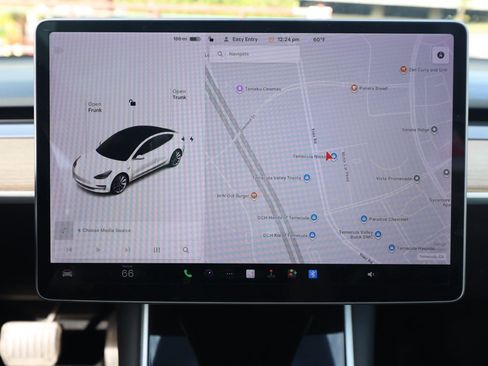 Used 2018 Tesla Model 3 Long Range image 27