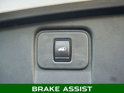 Used 2024 Nissan Murano SV image 6