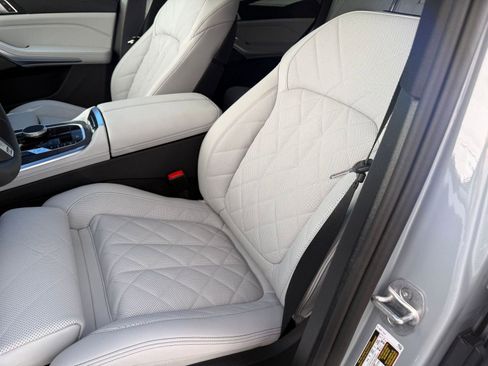 New 2026 BMW X5 xDrive40i w/ M Sport Package image 21