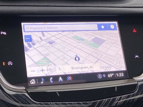 Used 2025 Cadillac XT6 Premium Luxury image 17