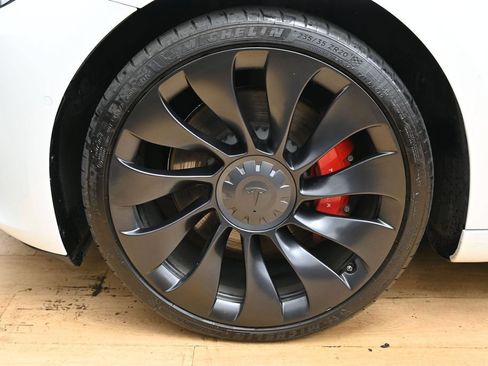 Used 2022 Tesla Model 3 Performance AWD/4WD image 10