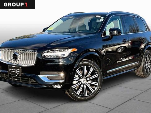 Certified 2024 Volvo XC90 B6 Plus image 1