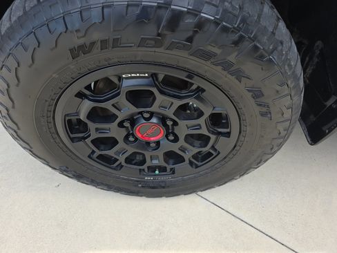 Used 2024 Toyota Tundra TRD Pro AWD/4WD image 5