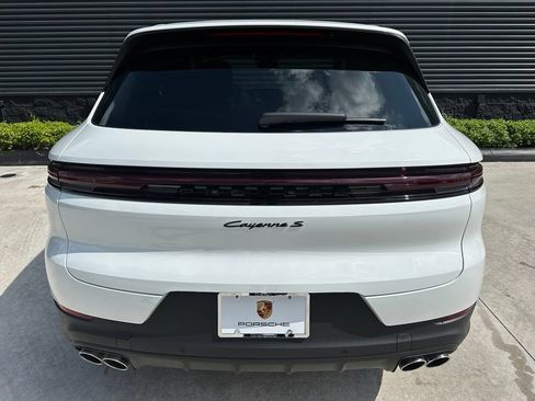 Used 2026 Porsche Cayenne S AWD/4WD image 13