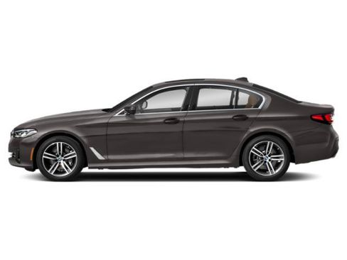 Used 2021 BMW 530i w/ Premium Package RWD image 3
