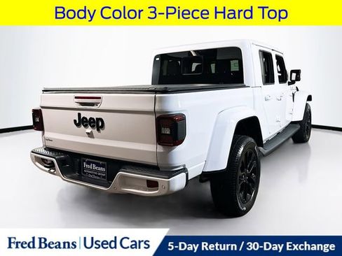 Used 2022 Jeep Gladiator Overland image 13