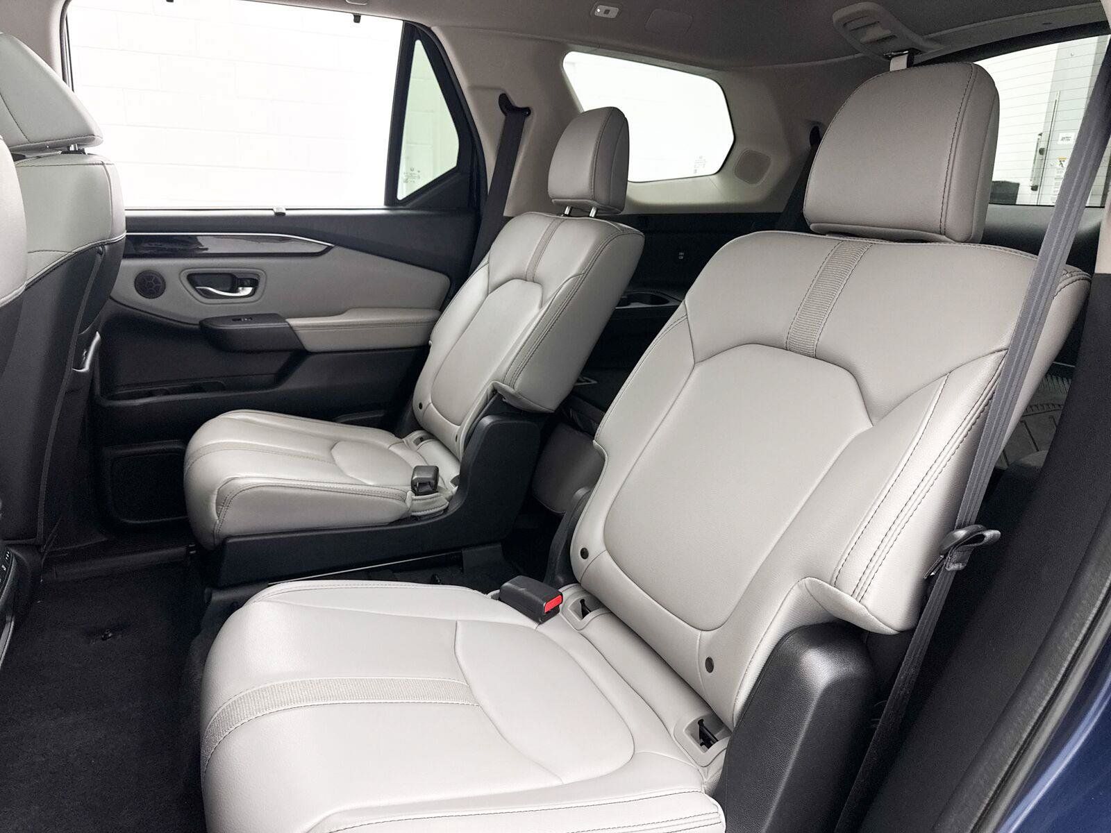 Used 2024 Honda Pilot Touring image 32