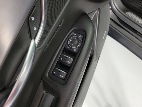 Used 2019 Cadillac XT5 Luxury image 20