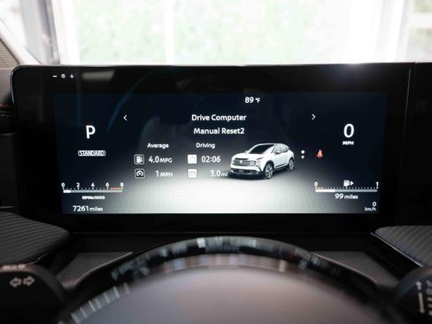 Used 2026 Nissan Kicks SR w/ SR Premium Package AWD/4WD image 16