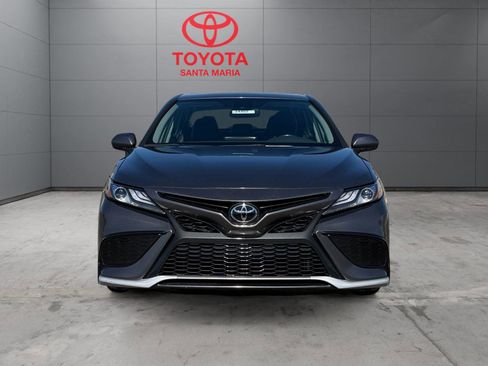 Used 2023 Toyota Camry XSE image 3