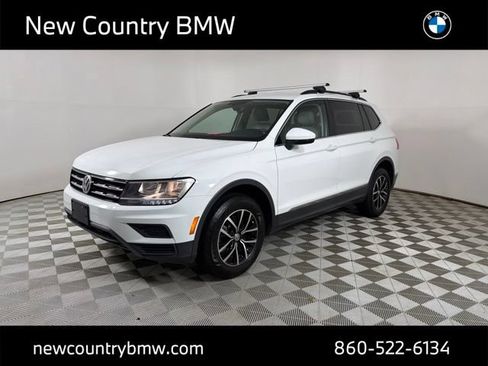 Used 2021 Volkswagen Tiguan SE AWD/4WD image 3