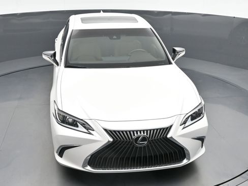 Used 2021 Lexus ES 250 w/ Premium Package image 43