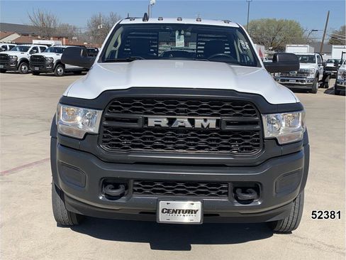 Used 2020 RAM 5500 Tradesman image 9