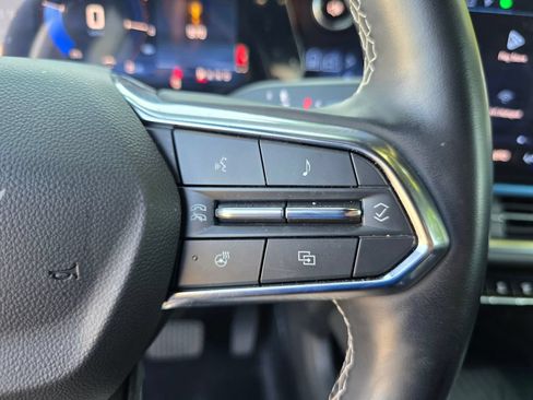 Certified 2024 Chevrolet Equinox EV LT w/ LPO, Blackout Package FWD image 22
