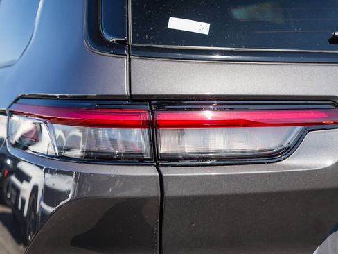 New 2025 Jeep Grand Cherokee L Altitude image 7